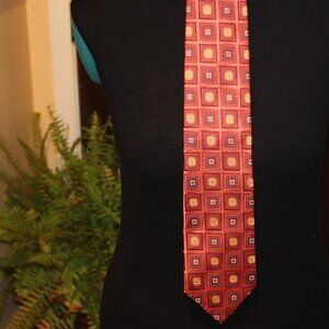 Ermenegildo Zegna NeckWear NWOT Italian Silk Geometric Medallion Coral Tie XL